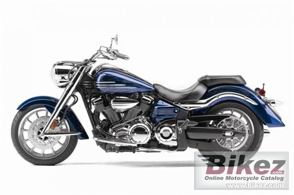 2011 Yamaha Roadliner S photo